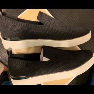 New-MICHAEL Michael Kors. Style- SKYLER slip on. Women size 9.5. Color-Gunmetal.